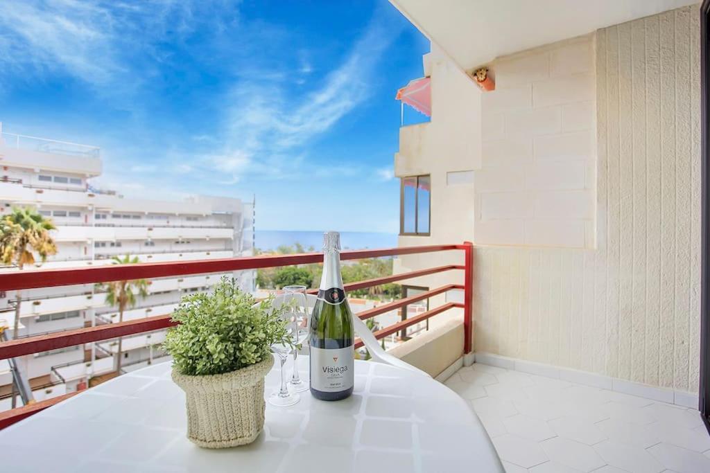 Alexander Apartment Playa De Las Americas Esterno foto